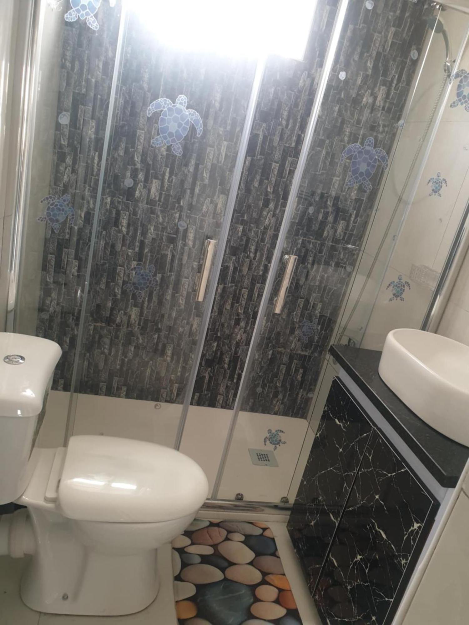 De Pina Apartamento Pedra Badejo (Santiago)